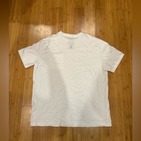 EUC American Eagle x Surfrider Foundation shirt - Picture 2 of 4